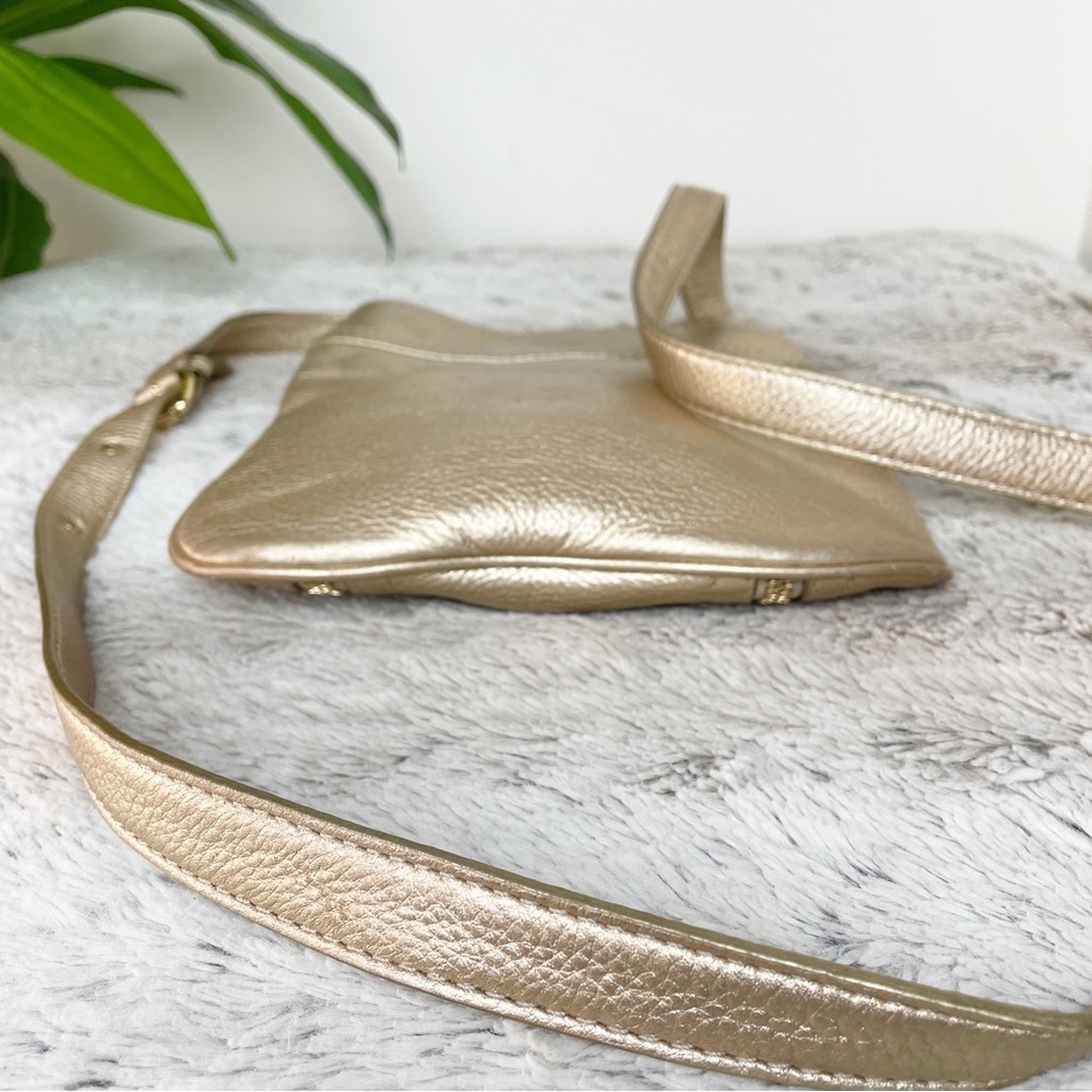 Michael Kors Moxley Small Leather Metallic Gold Crossbody - Picture 4 of 11